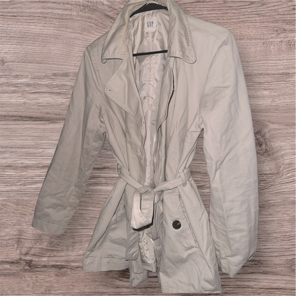 Gap classic trench size medium